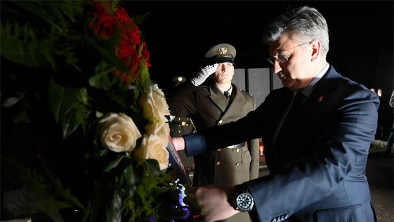 Predsjednik Vlade u Škabrnji:  Došli smo iskazati poštovanje prema onima koji su dali najviše za Hrvatsku